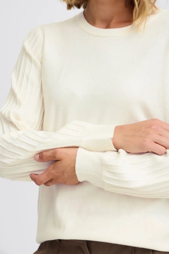 Fransa Fine Round neck Knit with ribbed sleeve Black Or Cream